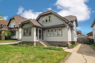 2338 N 59th St, Milwaukee, WI 53210