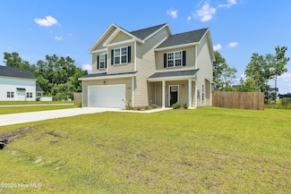 1115 Carteret Manor Dr, Jacksonville, NC 28546