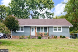 41 Plymouth Rd, Sicklerville, NJ 08081