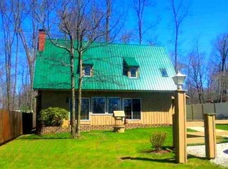 2392 Mcarthur Rd, Jamestown, PA 16134