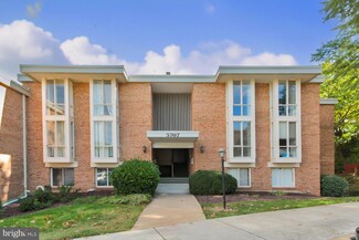 5707 Indian Ct Unit 32, Alexandria, VA 22303