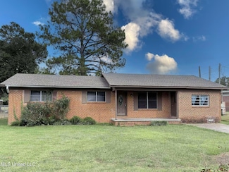 123 Sinclair St, Lucedale, MS 39452