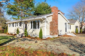 149 Brick Kiln Rd, Teaticket, MA 02536