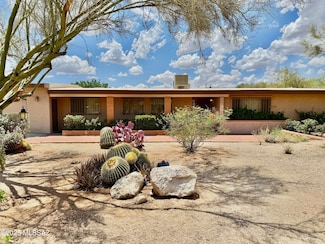 7621 N Placita de Los Amigos, Tucson, AZ 85704
