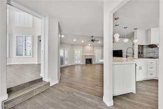 7356 Mission Hills Dr, Las Vegas, NV 89113