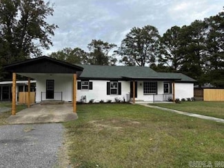 2205 W 34th Ave, Pine Bluff, AR 71603