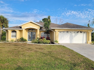 72 Long Meadow Ct, Rotonda West, FL 33947