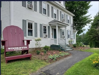 337 S Main St Unit Interval week 4 Janu, Wolfeboro, NH 03894