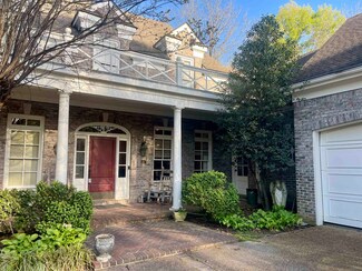 3204 Club Breeze Dr, Memphis, TN 38125