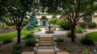 3001 S Saint Francis Ln, Sioux Falls, SD 57103