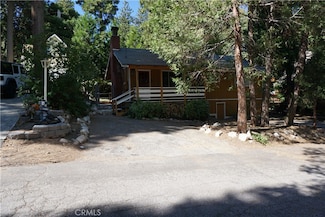 31755 Valley View Dr, Running Springs, CA 92382