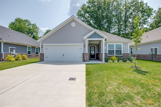 1003 Autumnwood Dr, Dickson, TN 37055
