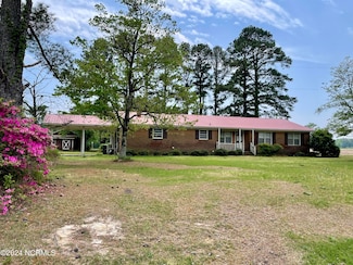 1222 Meadow Branch Rd, Williamston, NC 27892