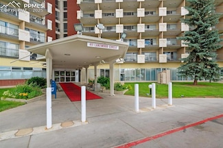 411 Lakewood Cir Unit C902, Colorado Springs, CO 80910