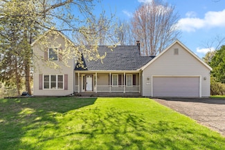 1900 Vernon Dr S, Hopkins, MN 55305