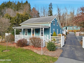 721 Maple Ave, Honesdale, PA 18431