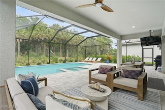 10415 Ventana Ln, Naples, FL 34120