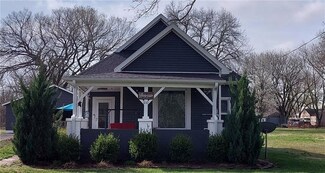 1210 E 14th St, Pittsburg, KS 66762