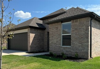 2301 Langford St, Pea Ridge, AR 72751