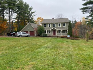 12 Deer Hill Ln, Hampden, ME 04444