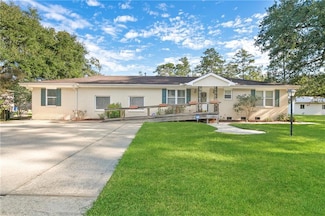27163 Tag A Long Rd, Lacombe, LA 70445