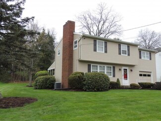 26 Highland Dr, Apalachin, NY 13732
