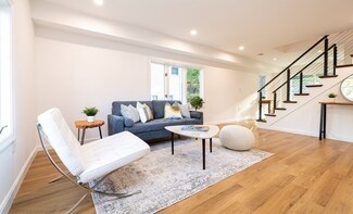25 Grandview Ave, Saugus, MA 01906