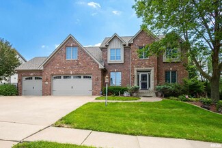 5 Cobblestone Ln, Le Claire, IA 52753