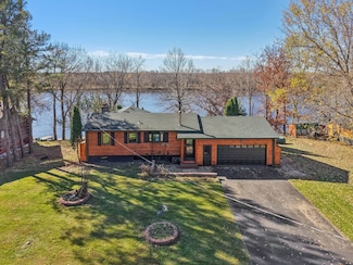 3629 13th Dr, Wisconsin Dells, WI 53965