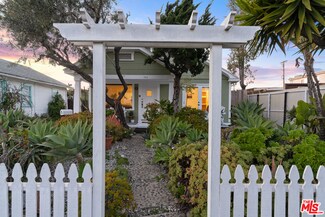743 Sunset Ave, Venice, CA 90291