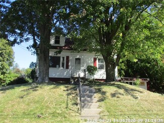 147 Fenway Dr, Syracuse, NY 13224