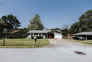 193 Westwood Ave, West Fork, AR 72774