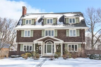330 Newcastle Rd, Rochester, NY 14610