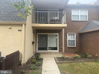 76 Old Forge Crossing, Devon, PA 19333