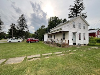 22 Jefferson St, Dansville, NY 14437