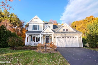 26 Saw Mill Ct, Saratoga Springs, NY 12866