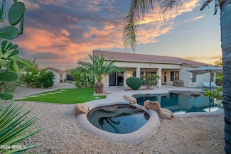 730 E Mesquite St, Phoenix, AZ 85086