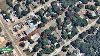 2106 N Beach St, Fort Worth, TX 76111