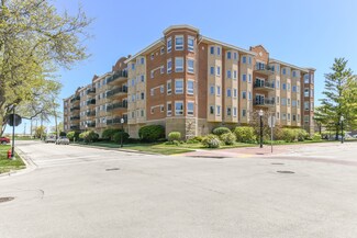 100 W Roosevelt Ave Unit 208, Bensenville, IL 60106