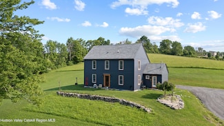 307 Pratt Hill Rd, Chatham, NY 12037