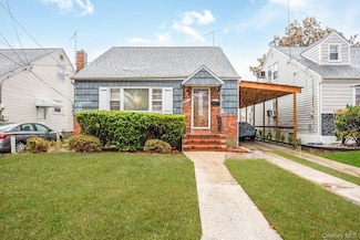 25711 147th Ave, Rosedale, NY 11422