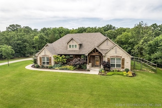 7380 Royalwood Way, Tulsa, OK 74131