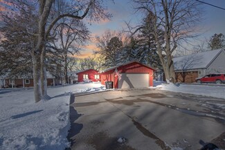 541 Nelson Ct, Center City, MN 55012
