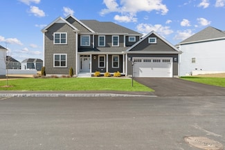 73 Pratt Ave, Bridgewater, MA 02324