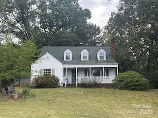 916 Macarthur Rd, Albemarle, NC 28001
