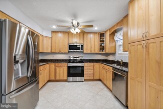 3428 Barnsley Ct, Pasadena, MD 21122