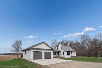13198 100th St, Glencoe, MN 55336