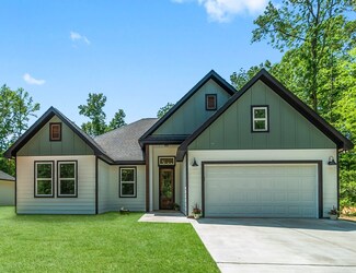 244 Fawn Dr, Livingston, TX 77351