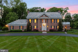 121 Eshelman Rd, Lancaster, PA 17601