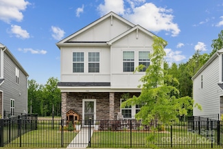 500 Cedar Knoll Cir, Pineville, NC 28134